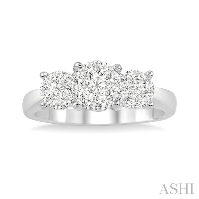 1/2 Ctw Triple Circular Head Lovebright Round Cut Diamond Ring in 14K White Gold