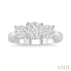 1/2 Ctw Triple Circular Head Lovebright Round Cut Diamond Ring in 14K White Gold