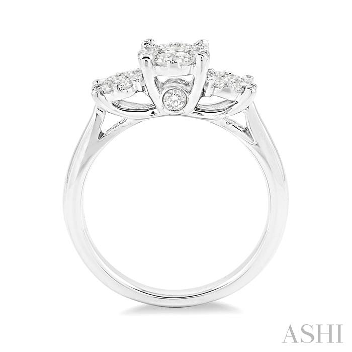 1/2 Ctw Triple Circular Head Lovebright Round Cut Diamond Ring in 14K White Gold