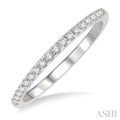 1/6 Ctw Round Cut Diamond Wedding Band in 14K White Gold
