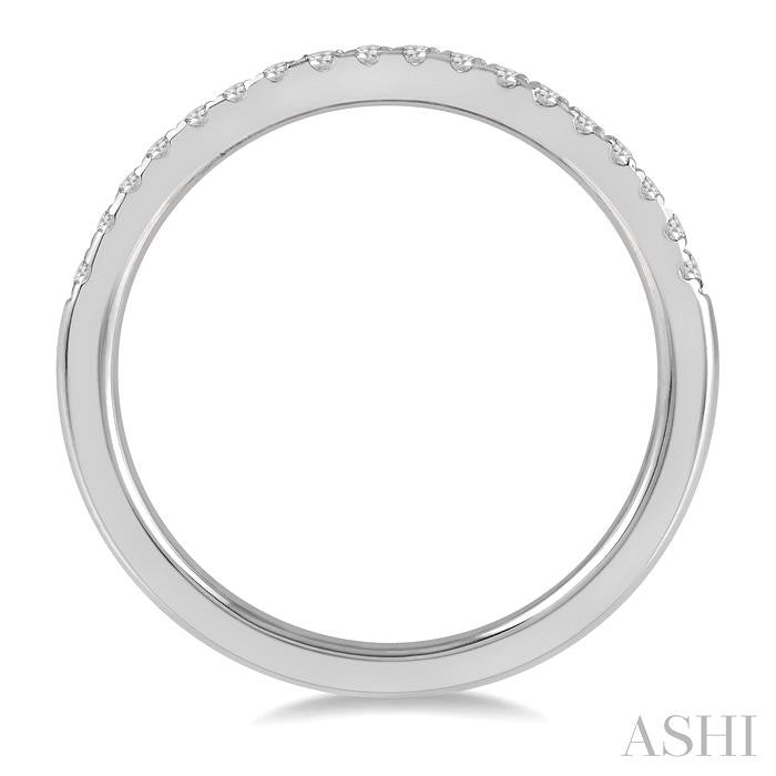 1/6 Ctw Round Cut Diamond Wedding Band in 14K White Gold