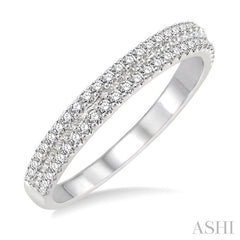 1/3 Ctw Round Cut Diamond Wedding Band in 14K White Gold