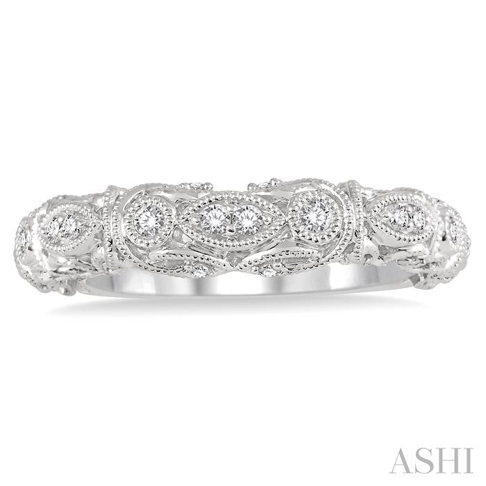 1/6 Ctw Round Cut Diamond Wedding Band in 14K White Gold