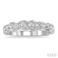 1/4 Ctw Round Cut Diamond Wedding Band in 14K White Gold