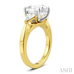 1/2 Ctw Oval Shape Trillion Cut & Round Cut Diamond Semi-Mount Engagement Ring in 14K Yellow and White Gold