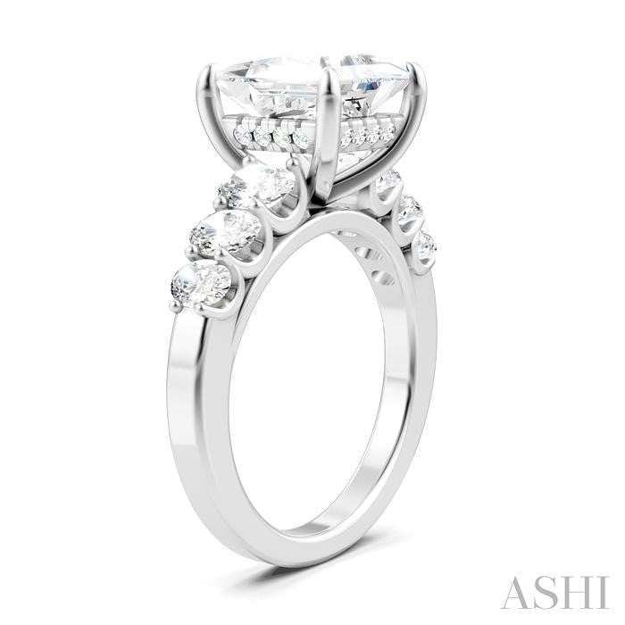 1 1/4 Ctw Princess Shape Oval and Round Cut Diamond Semi-Mount Engagement Ring in 14K White Gold