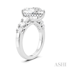 1 1/4 Ctw Pear Shape Oval and Round Cut Diamond Semi-Mount Engagement Ring in 14K White Gold