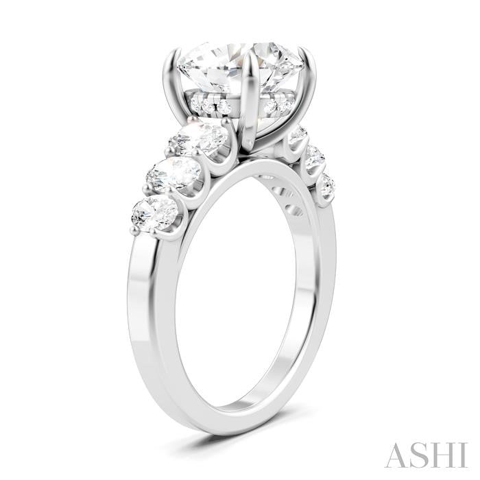 1 1/4 Ctw Round Shape Oval and Round Cut Diamond Semi-Mount Engagement Ring in 14K White Gold