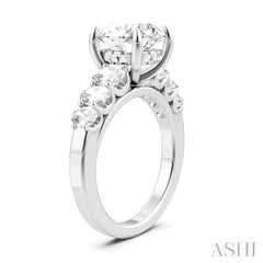 1 1/4 Ctw Round Shape Oval and Round Cut Diamond Semi-Mount Engagement Ring in 14K White Gold