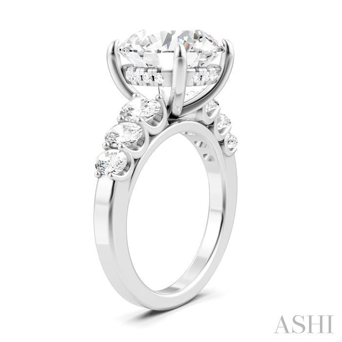 1 1/4 Ctw Round Shape Oval and Round Cut Diamond Semi-Mount Engagement Ring in 14K White Gold