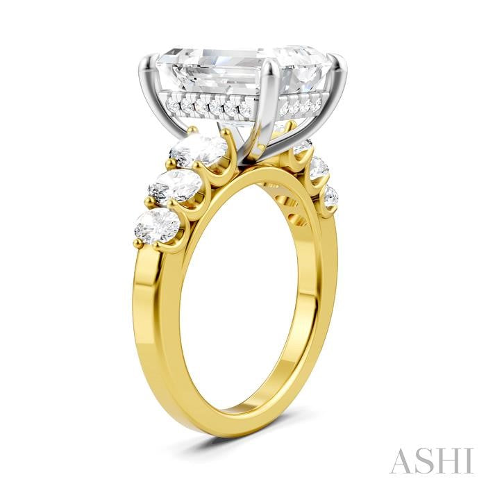 1 1/4 Ctw Emerald Shape Oval and Round Cut Diamond Semi-Mount Engagement Ring in 14K Yellow and White Gold