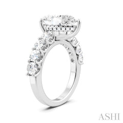 1 1/3 Ctw Pear Shape Round Cut Diamond Semi-Mount Engagement Ring in 14K White Gold