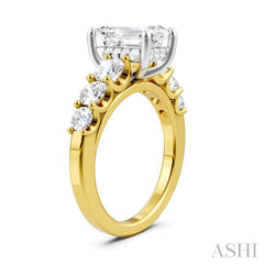 1 1/10 Ctw Emerald Shape Round Cut Diamond Semi-Mount Engagement Ring in 14K Yellow and White Gold