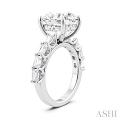 1 1/3 Ctw Round Shape Emerald and Round Cut Diamond Semi-Mount Engagement Ring in 14K White Gold