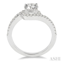 3/4 Ctw Diamond Engagement Ring with 3/8 Ct Round Cut Center Stone in 14K White Gold