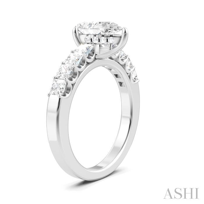 7/8 Ctw Pear Shape Princess and Round Cut Diamond Semi-Mount Engagement Ring in 14K White Gold