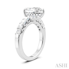 7/8 Ctw Pear Shape Princess and Round Cut Diamond Semi-Mount Engagement Ring in 14K White Gold
