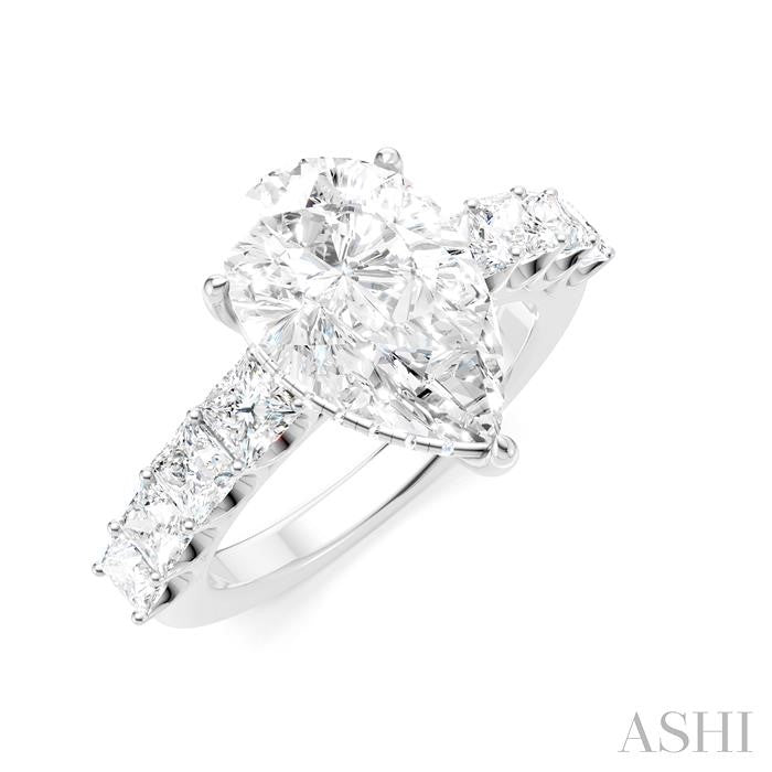1 1/3 Ctw Pear Shape Princess and Round Cut Diamond Semi-Mount Engagement Ring in 14K White Gold