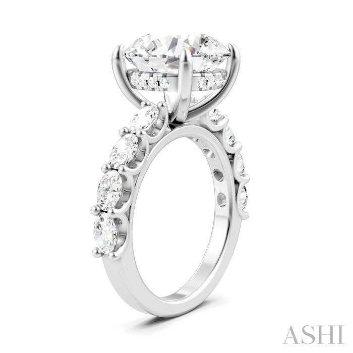 1 1/3 Ctw Round Shape Oval and Round Cut Diamond Semi-Mount Engagement Ring in 14K White Gold