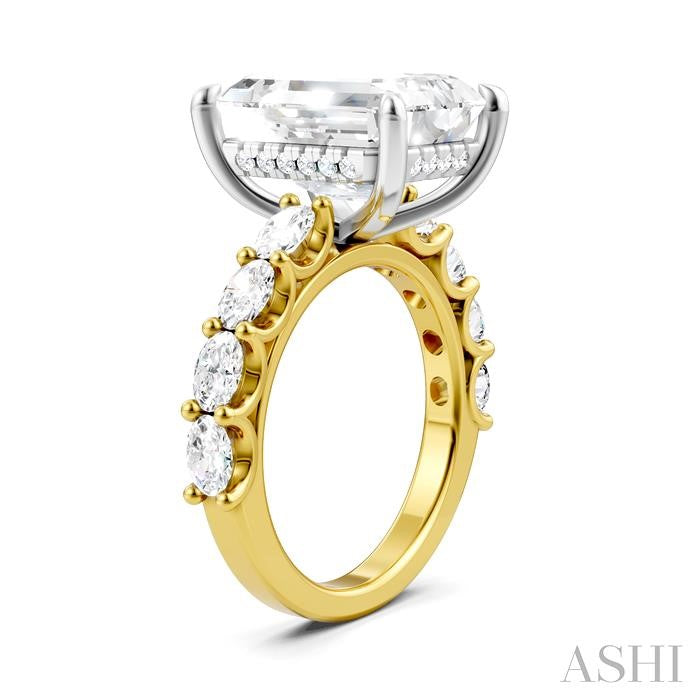 1 1/3 Ctw Emerald Shape Oval and Round Cut Diamond Semi-Mount Engagement Ring in 14K Yellow and White Gold