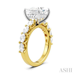 1 1/3 Ctw Princess Shape Oval and Round Cut Diamond Semi-Mount Engagement Ring in 14K Yellow and White Gold