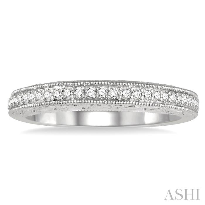 1/6 Ctw Engraved Round Cut Diamond Wedding Band in 14K White Gold
