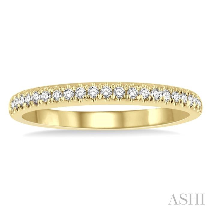1/6 Ctw Classic Round Cut Diamond Wedding Band in 14K Yellow Gold