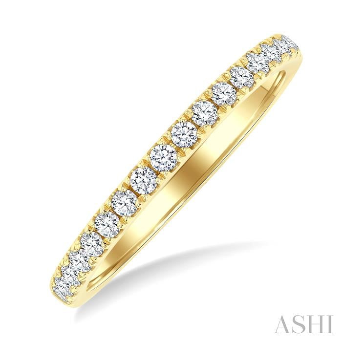 1/3 Ctw Round Cut Diamond Wedding Band in 14K Yellow Gold