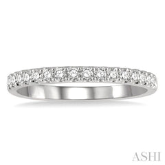 1/4 Ctw Round Cut Diamond Wedding Band in 14K White Gold