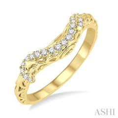 1/6 Ctw Round Cut Diamond Wedding Band in 14K Yellow Gold