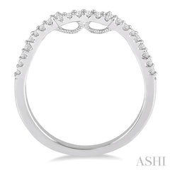 1/5 Ctw Round Cut Diamond Wedding Band in 14K White Gold