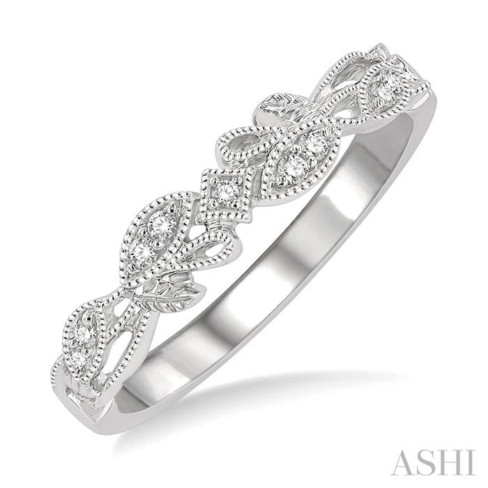 1/20 Ctw Leaf Lattice Round Cut Diamond Wedding Band in 14K White Gold