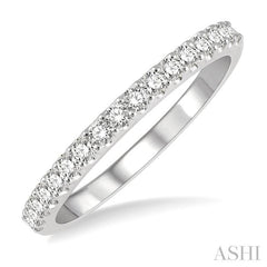 1/3 Ctw Round Cut Diamond Wedding Band in 14K White Gold