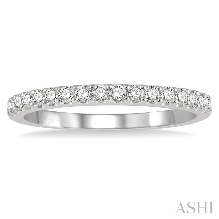 1/3 Ctw Round Cut Diamond Wedding Band in 14K White Gold