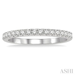 1/3 Ctw Round Cut Diamond Wedding Band in 14K White Gold