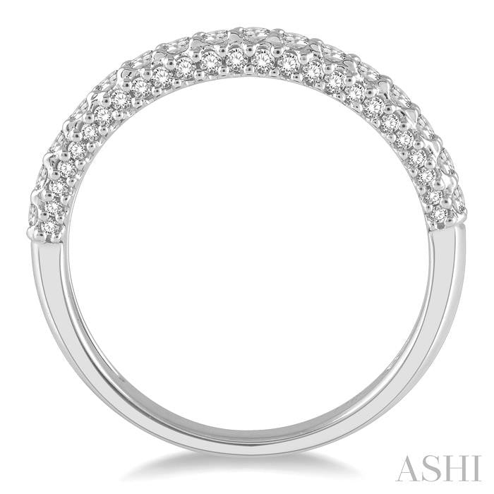 1/2 Ctw Round Cut Diamond Wedding Band in 14K White Gold