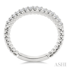 1/4 Ctw Round Cut Diamond Matching Wedding Band in 14K White Gold