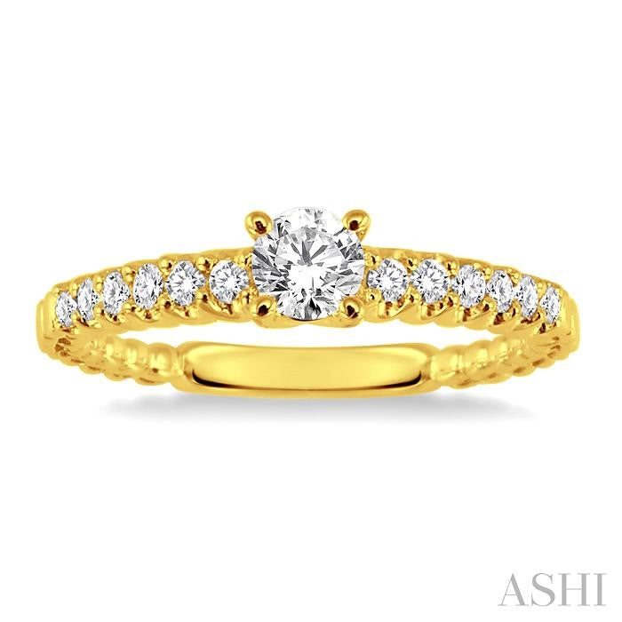 1/4 Ctw Round Cut Diamond Semi-Mount Engagement Ring in 14K Yellow Gold
