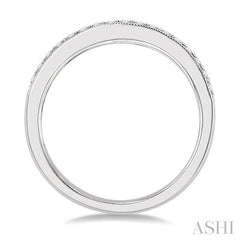 1/5 Ctw Milgrain Bordered Round Cut Diamond Wedding Band in 14K White Gold