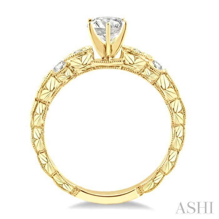 1/2 Ctw Diamond Engagement Ring with 1/4 Ct Round Cut Center Stone in 14K Yellow Gold