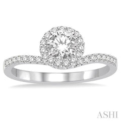 1/2 Ctw Diamond Engagement Ring with 1/4 Ct Round Cut Center Stone in 14K White Gold