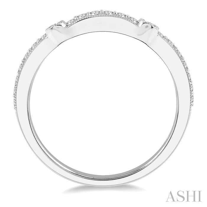 1/5 Ctw Bridged Center Round Cut Diamond Wedding Band in 14K White Gold