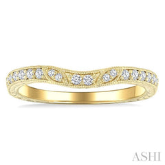 1/6 Ctw Etched and Milgrain Highlighted Round Cut Diamond Wedding Band in 14K Yellow Gold