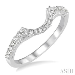 1/4 Ctw Round Cut Diamond Wedding Band in 14K White Gold