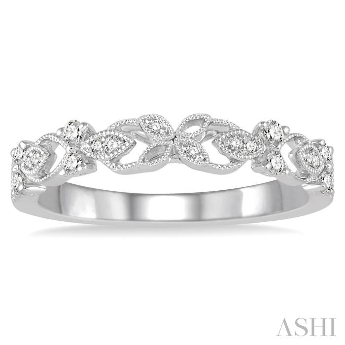 1/6 Ctw Round Cut Diamond Wedding Band in 14K White Gold