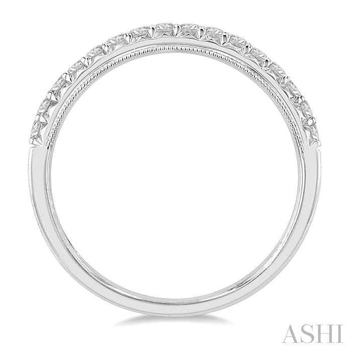 1/4 Ctw Round Cut Diamond Wedding Band in 14K White Gold