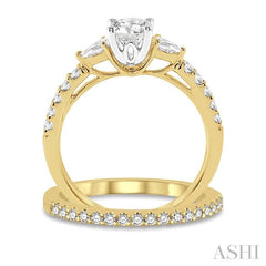 1 Ctw Round & Pear Cut Diamond Wedding Set With 7/8 Ctw Engagement Ring and 1/8 Ctw Wedding Band in 14K Yellow and White Gold
