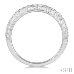 1/4 Ctw Carved Sides Milgrain Border Round Cut Diamond Wedding Band in 14K White Gold