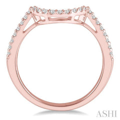1/5 Ctw Curved Center Round Cut Diamond Wedding Band in 14K Rose Gold