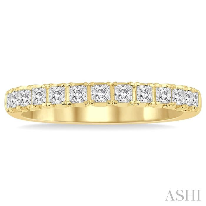 1/2 Ctw Princess Cut Diamond Wedding Band in 14K Yellow Gold
